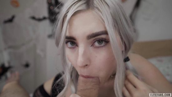 Подготовка к Хэллоуину с любимой девочкой